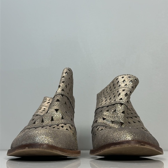 Steve Madden Gold Harmony Mules Size 10 - Picture 4 of 14